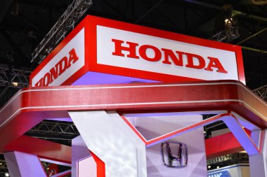 PAsay, PH - OCT 27 - 27 Ekim 2018 'de Filipin Uluslararası Otomobil Fuarı' nda Honda tabelası.