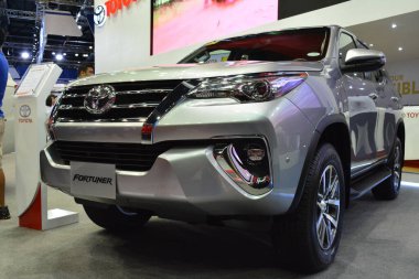 PAsay, PH - OCT 27 - Filipin Uluslararası Otomobil Fuarı 'nda Toyota falcı SUv 27 Ekim 2018, Pasay, Filipinler.