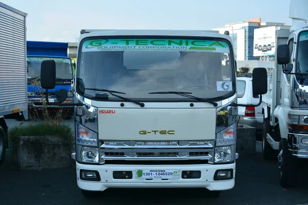 Pasig Maio Isuzu Caminhão Basculante 1St Trip Rebuilt Caminhão Show — Fotografia de Stock