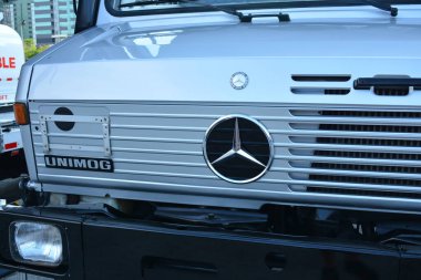 PASIG, PH - 18 Mayıs - Mercedes Benz unimog kamyonu 1. U Trip Kamyon Şovu 18 Mayıs 2019 Pasig, Filipinler.