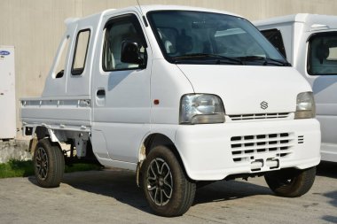 PASIG, PH - 18 Mayıs - Suzuki çoklu taksi 18 Mayıs 2019 tarihinde Pasig, Filipinler 'de 1..