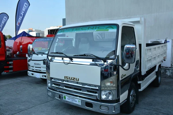 Pasig May Isuzu 덤프트럭 1St Trip Rebuilt Truck Show Psig — 스톡 사진