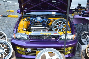 QUEZON CITY, PH - APR 13 - Toyota corolla motor motoru 13 Nisan 2019, Quezon City, Filipinler.