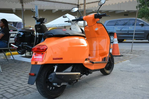 Quezon City Apr Motocykl Skuterowy Lambretta V200 Targach Rev Kwietnia — Zdjęcie stockowe