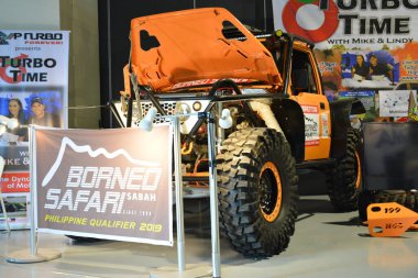 PAsay, PH - 25 Mayıs - 4 x 4 off-road aracı 25 Mayıs 2019 tarihinde Pasay, Filipinler 'de Trans Spor Fuarı' nda.