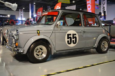 PAsay, PH - 25 Mayıs - Mini Cooper 25 Mayıs 2019 tarihinde Pasay, Filipinler 'de Trans Spor Fuarı' nda.