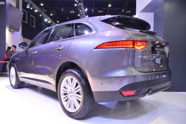 PAsay, PH - APR 7 - Jaguar f pace SUv 7 Nisan 2019 tarihinde Pasay, Filipinler 'de Manila Uluslararası Otomobil Fuarı' nda.