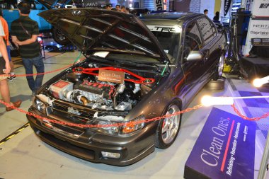 PAsay, PH - 30 Kasım 2018 'de Filipinler, Pasay' da Manila Oto Salon araba fuarında Toyota corolla.