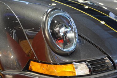 PAsay, PH - 30 Kasım 2018, Pasay, Filipinler - Manila Oto Salon araba fuarında Porsche.