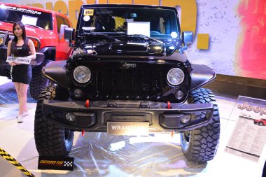 Pasay, PH - 30 Kasım 2018, Pasay, Filipinler 'de Manila Oto Salon araba fuarında Jeep kovboyu rubicon.