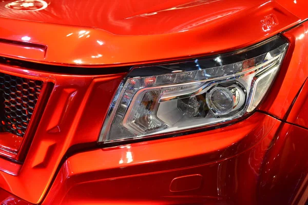 Pasay Nov Nissan Warrior Pick Headlight Manila Auto Salon Car — Foto Stock