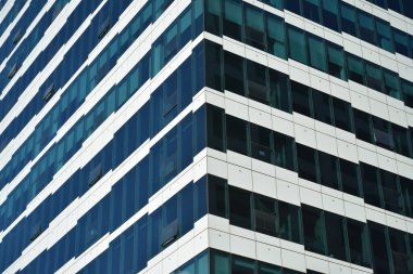 Pasay, PH-8 - 8 Aralık 2018 tarihinde Pasay, Filipinler 'de bir Ecom Center binası ön cephesi. One Ecom Center Filipinler 'de ticari bir uzay binasıdır..