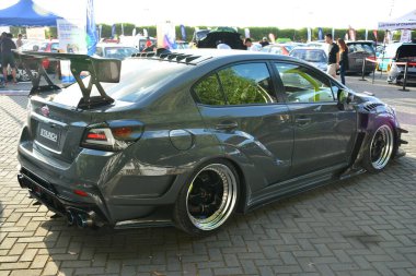 Pasay, PH-8 - Subaru impreza Bumper to Bumper araba fuarında 8 Aralık 2018 tarihinde Pasay, Filipinler.