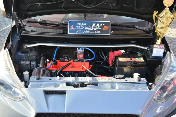 Pasay Dec Mitsubishi Mirage Hatchback Engine Bumper Bumper Car Show — 스톡 사진