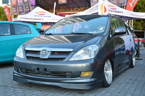 Pasay Dic Toyota Innova Bumper Bumper Car Show Diciembre 2018 — Foto de Stock