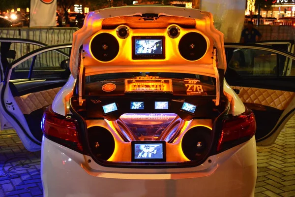 Pasay Dec Custom Car Mit Soundsystem Auf Der Autoshow Dezember — Stockfoto
