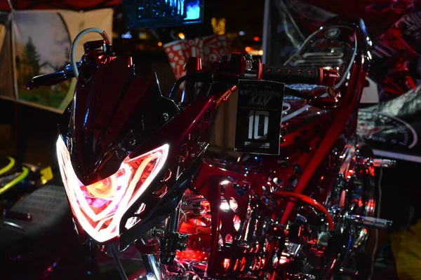 Pasay 12月8日 フィリピンのパサイで開催される2018年12月8日のバンパー バンパーカーショーでのカスタムバイク — ストック写真