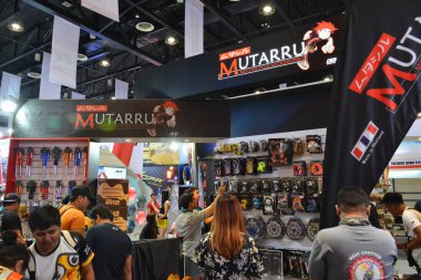 Pasay, PH - MAR 24 - Mutarru motosiklet aksesuarları standı 24 Mart 2019 tarihinde Pasay, Filipinler 'de gerçekleştirildi..
