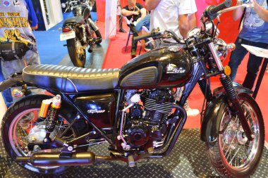 Pasay, PH - MAR 24 - Motorstar Cafe 400 motosiklet 24 Mart 2019 tarihinde Pasay, Filipinler 'de gerçekleştirilen Inside Racing Motor Bisiklet Festivali ve Ticaret Fuarı' nda.