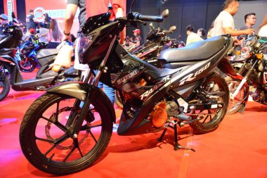 Pasay, PH - MAR 24 - Suzuki Raider R150 motorsiklet 24 Mart 2019 tarihinde Pasay, Filipinler 'de gerçekleştirildi..