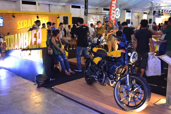 Pasay Mar Ducati Scrambler Moto Racing Motor Bike Festival Trade — Photo