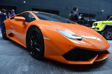 13 Temmuz 2019 'da Bonifacio Global City, Taguig, Filipinler' de Lamborghini Huracan.