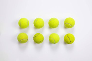 Tenis topları izole edilmiş arka plan. Üst görünüm