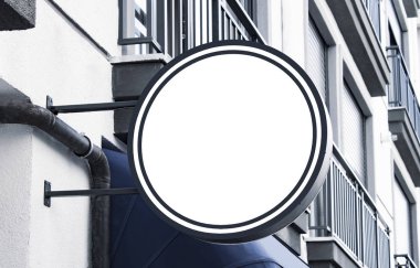 Pano modelleme ve boş çerçeve şablon logo veya metin için dış sokak reklam arka planı, modern düz stil