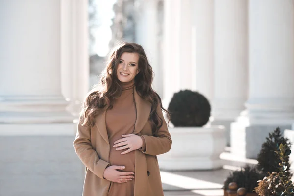 Laughing Pregnant Woman Year Old Wearing Beige Dress Jacket Holding — Stock Photo, Image