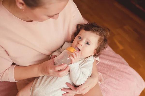 Mother Feeding Baby Girl Bottle Room Closeup Healthy Nutrition Good — Stock Photo, Image