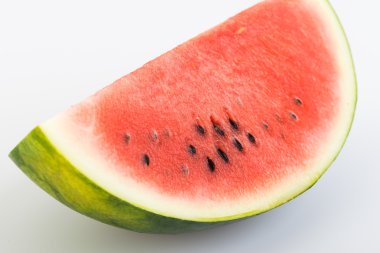 Beyaz arkaplanda karpuz