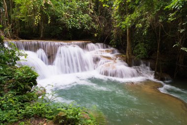Milli park orman, Huai Mae Kham içinde güzel şelale