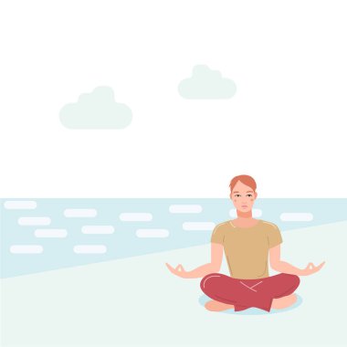 Kumsalda deniz kenarında oturan genç yakışıklı adamlar yoga egzersizleri yapıyorlar..