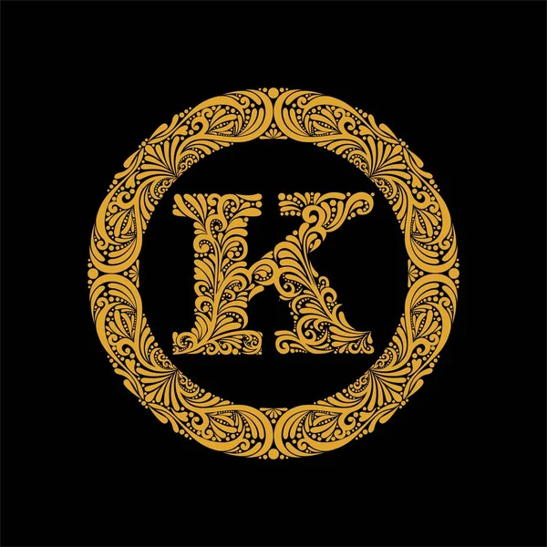 Premium, elegante hoofdletter K in een rond frame is gemaakt van bloemsieraad. Barokke stijl.Monogram, embleem trendy design. — Stockvector