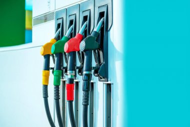 benzin istasyonu gaz yakıt pompası
