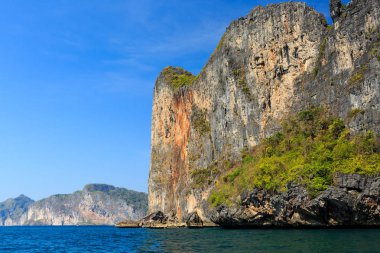 Phi Phi Leh Tayland güneyinde Ckear denizde