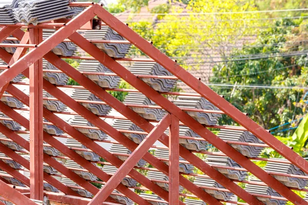 Dach für Eigenheim im Bau — Stockfoto