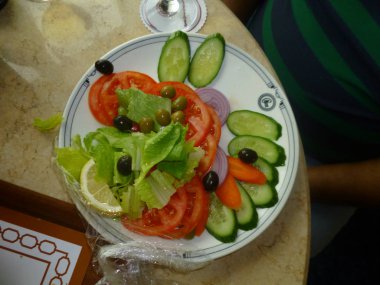 Yemek için yeşil salata