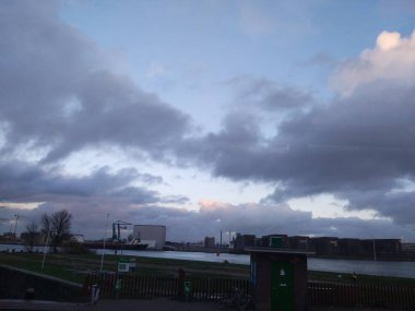 Şehirde bir rıhtım