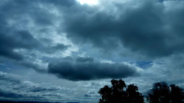 Σύννεφα Των Μουσώνων Βράδυ — Φωτογραφία Αρχείου