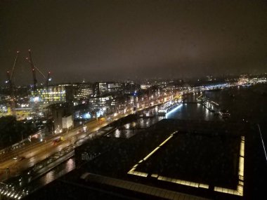 Dubai 'deki gece hayatı.