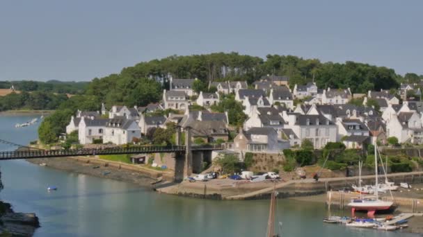 Panoramisch Shot Van Typisch Bretonse Dorp Bono Frankrijk — Stockvideo