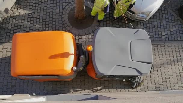 Підмітач Вуличних Машин Прибирання Тротуарів Повільному Русі — стокове відео