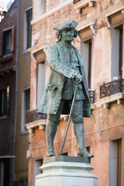 Statue of the italian writer Carlo Goldoni Venice Italy — Stock Photo, Image