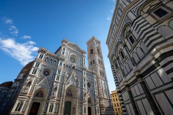 The Basilica di Santa Maria del Fiore (Basilica of Saint Mary of the Flower) in Florence, Italy — Stock Photo, Image