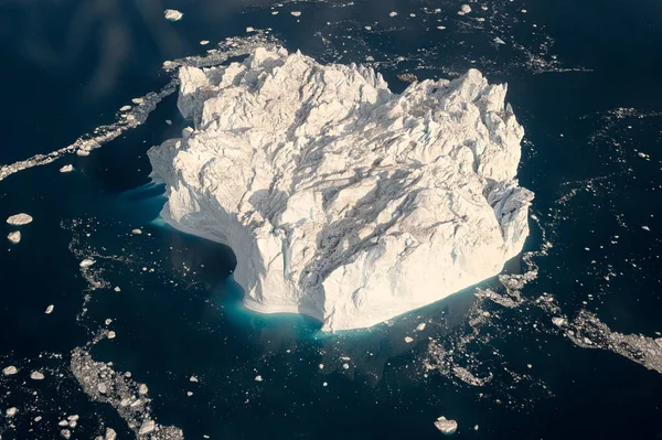 Groenland Ilulissat gletsjers aan zee — Stockfoto