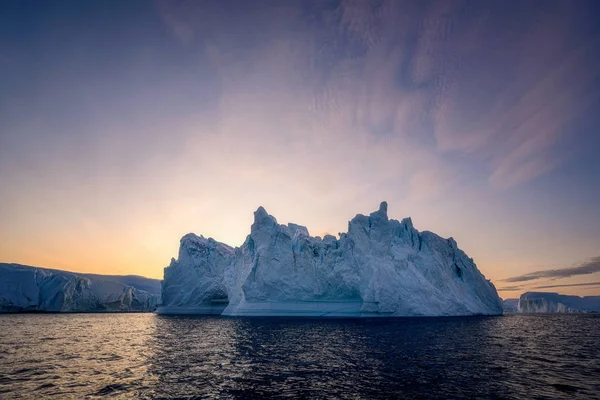 Παγετώνες Ilulissat Γροιλανδίας στον ωκεανό — Φωτογραφία Αρχείου