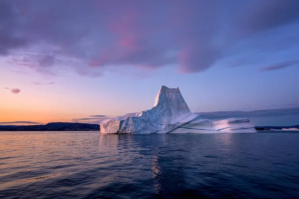 Grónsko Ilulissat ledovce u oceánu — Stock fotografie