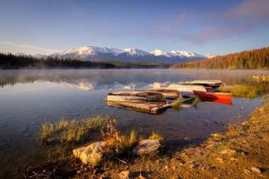 Patricia Lake, Jasper Alberta Kanada Seyahat Merkezi