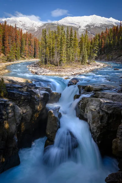 Sunwapta Falls, Jasper Alberta Kanada utazási cél — Stock Fotó